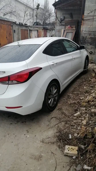 Hyundai Elantra 2015 - 5