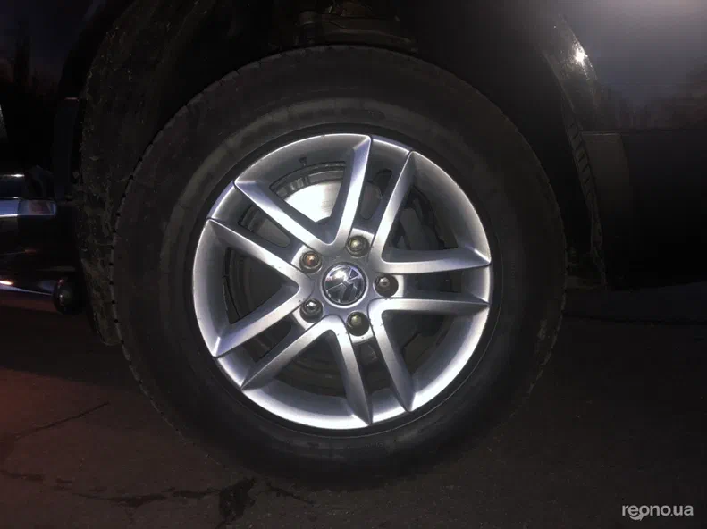 Volkswagen Touareg 2006 - 8