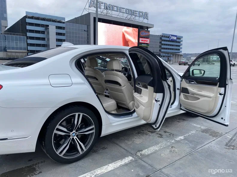 BMW 7 серія 2017 - 7