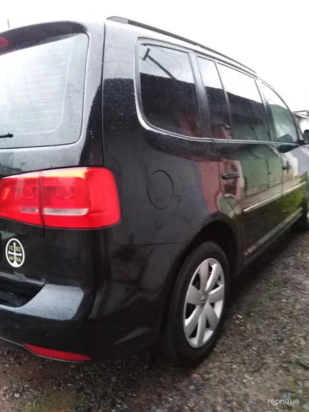 Volkswagen Touran 2012