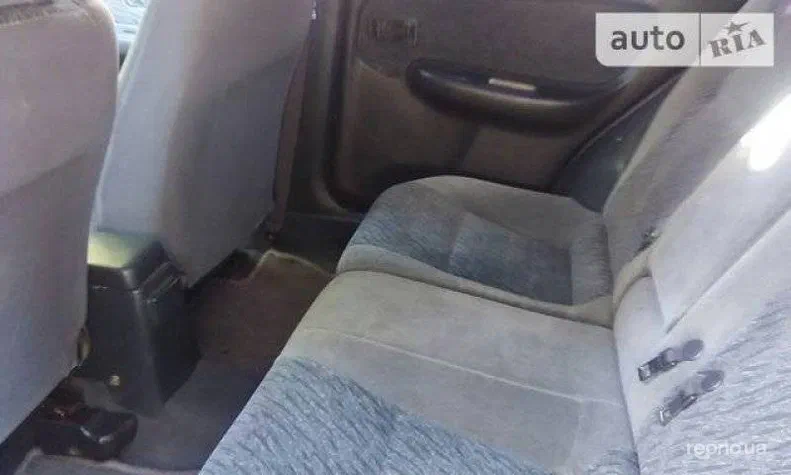 Nissan Almera 1997 - 5