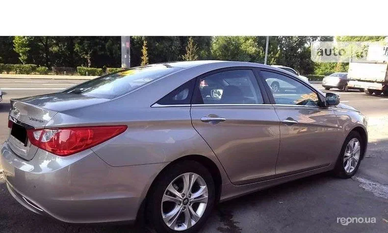 Hyundai Sonata 2013 - 11
