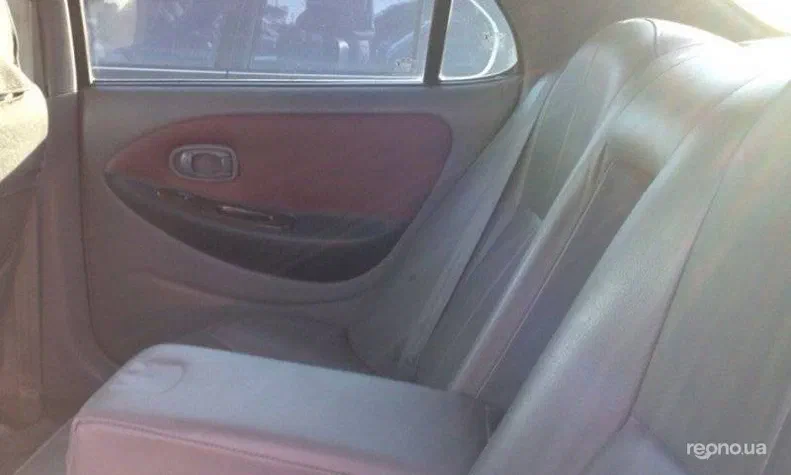 Hyundai Avante 1999 - 1