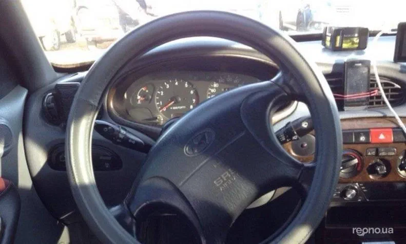 Hyundai Avante 1999 - 3