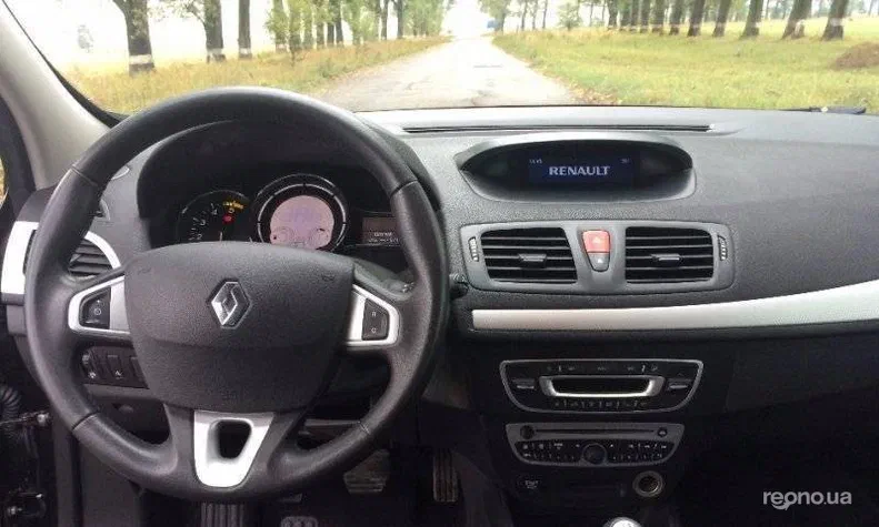 Renault Megane 2011 - 5