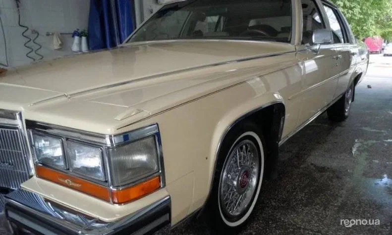 Cadillac Brougham 1986 - 4