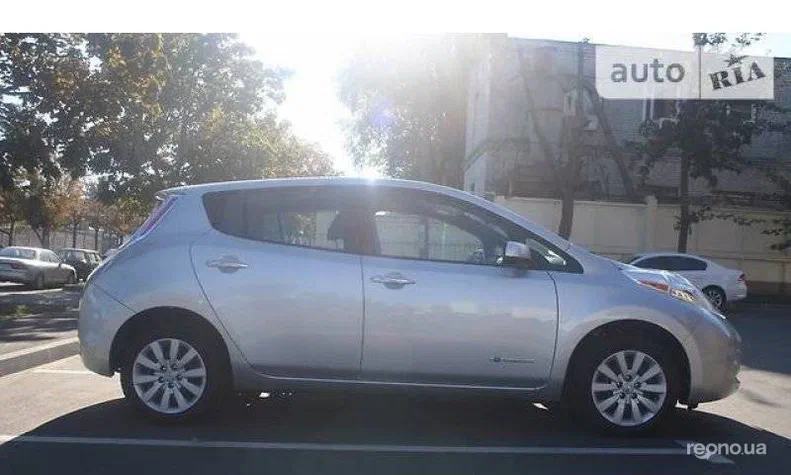 Nissan Leaf 2013 - 3