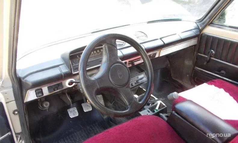 Lada (ВАЗ) 2101 1982 - 0