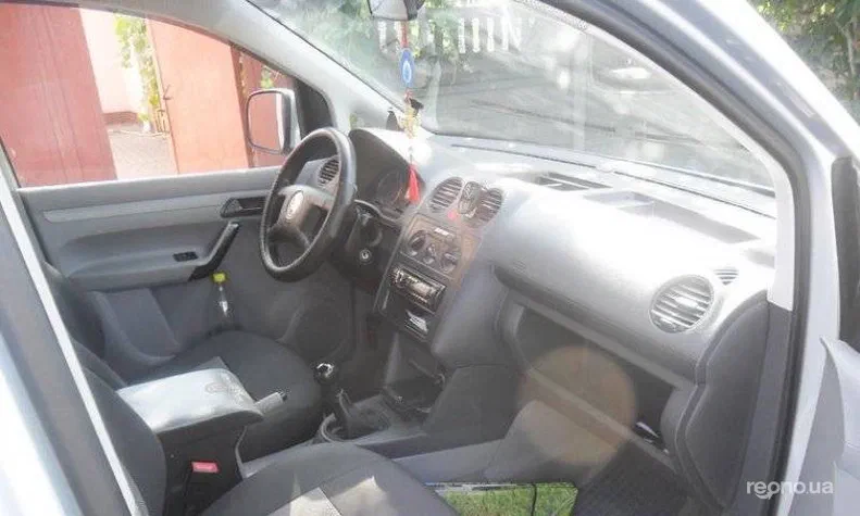 Volkswagen Caddy 2005 - 2