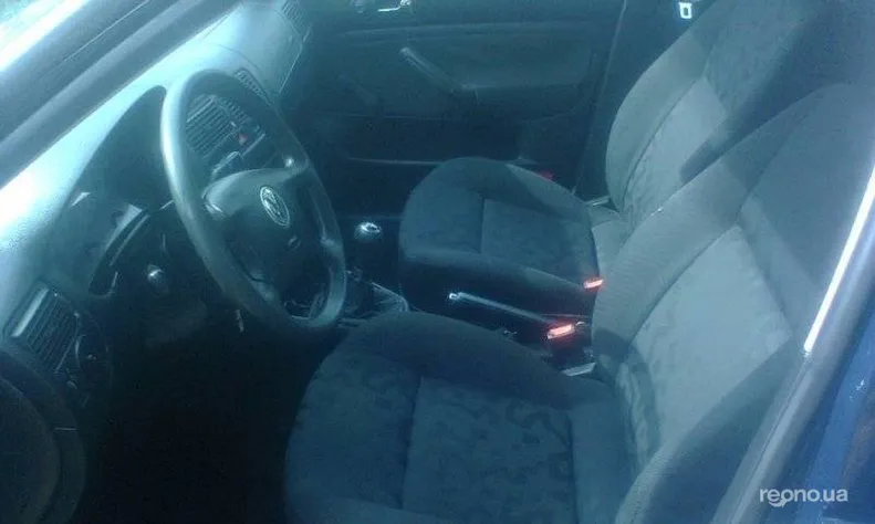Volkswagen  Golf 1999