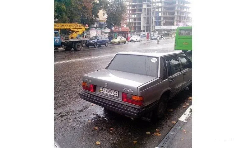 BMW 7 серія 1988 - 0