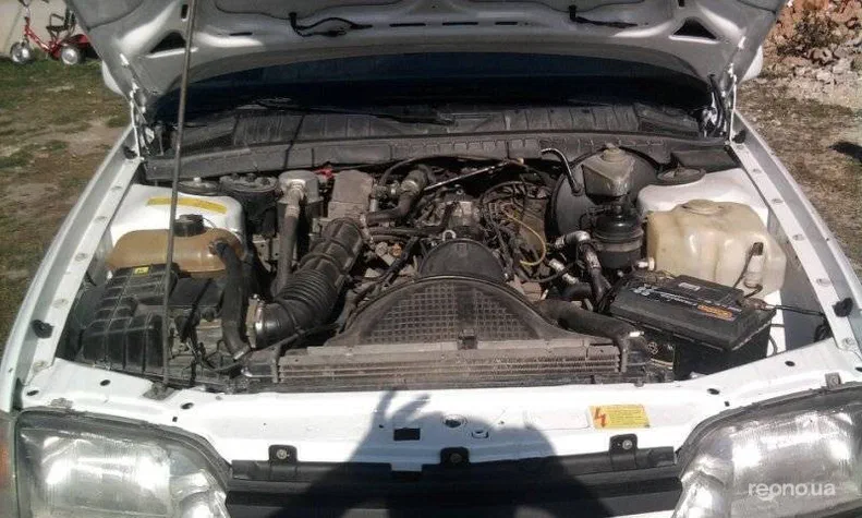 Opel Omega 1990 - 11