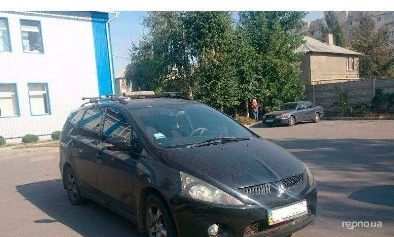 Mitsubishi Grandis 2005 - 1