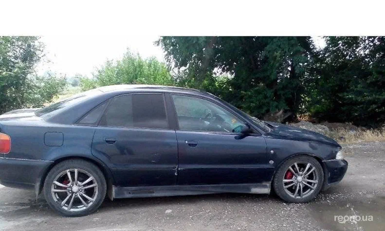Audi A4 1996 - 3