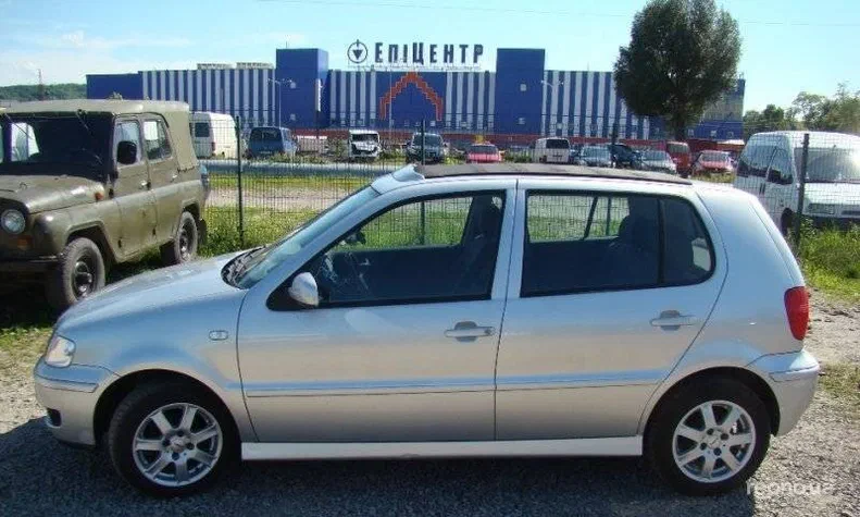 Volkswagen Polo 2001 - 16