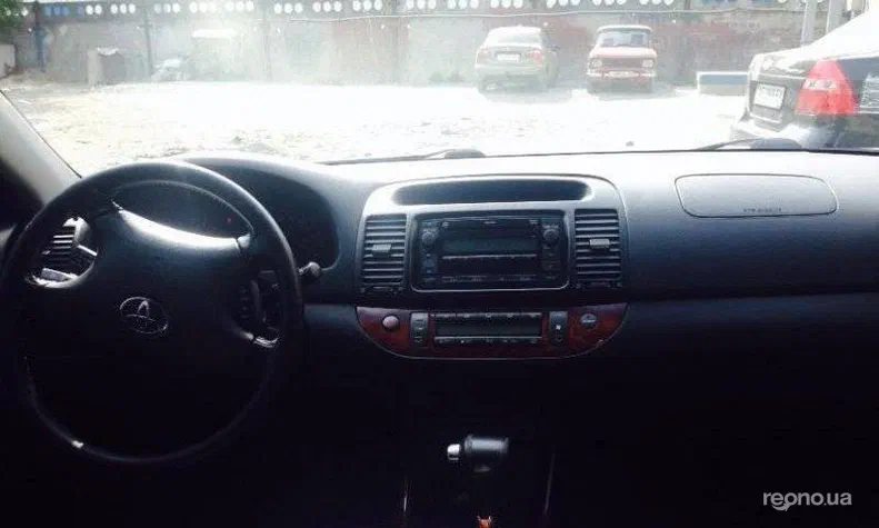 Toyota Camry 2004 - 0