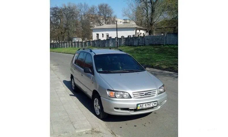 Toyota Picnic 1998 - 6