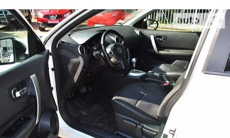 Nissan Qashqai 2012 - 6