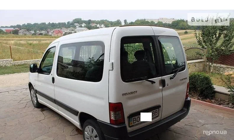 Peugeot Partner 2008 - 19