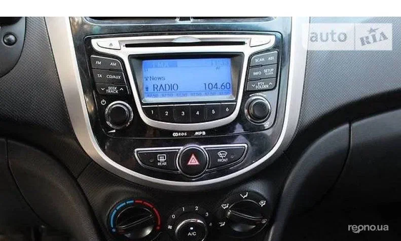 Hyundai Accent 2012 - 1