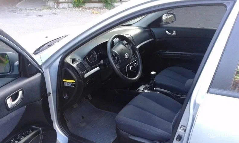 Hyundai Sonata 2007 - 3