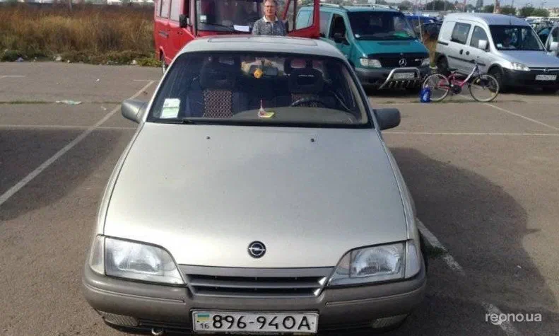Opel Omega 1989 - 9