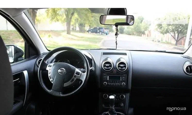 Nissan Qashqai 2011 - 4