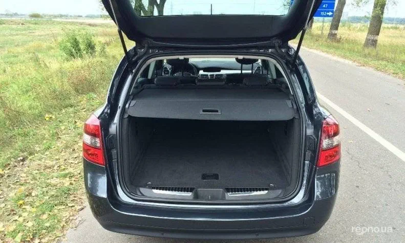 Renault Laguna 2011 - 2