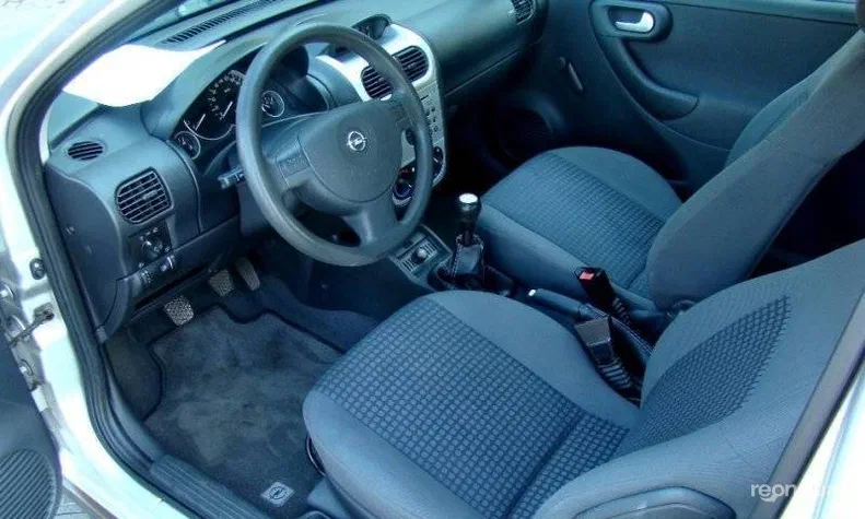 Opel Corsa 2003 - 6