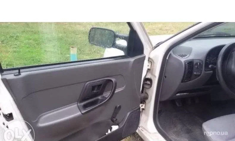 Volkswagen Caddy 2003 - 4