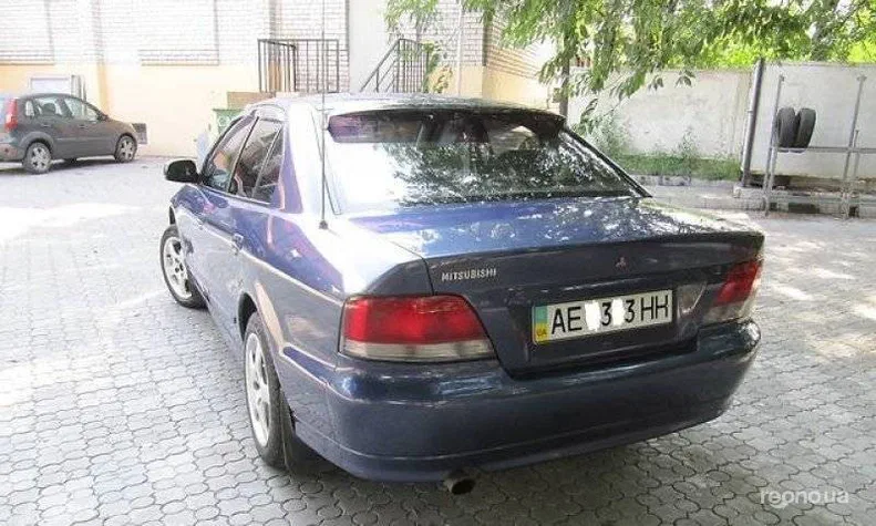 Mitsubishi Galant 1997 - 3