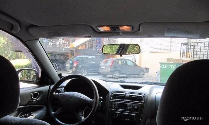 Mitsubishi Galant 1997 - 9