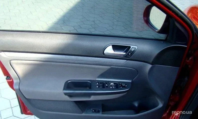 Volkswagen Jetta 2008 - 6