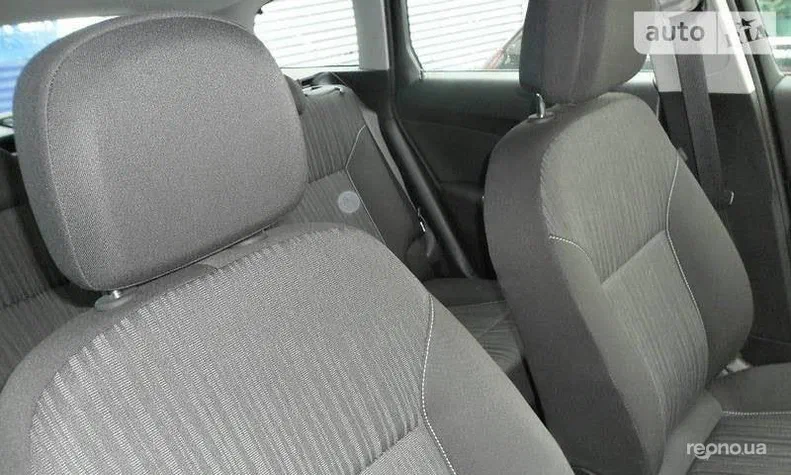 Opel Astra 2011 - 14