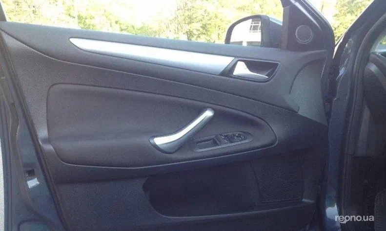 Ford Mondeo 2011 - 13