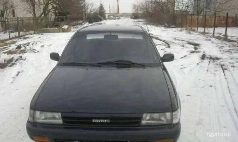 Toyota Carina 1989 - 3