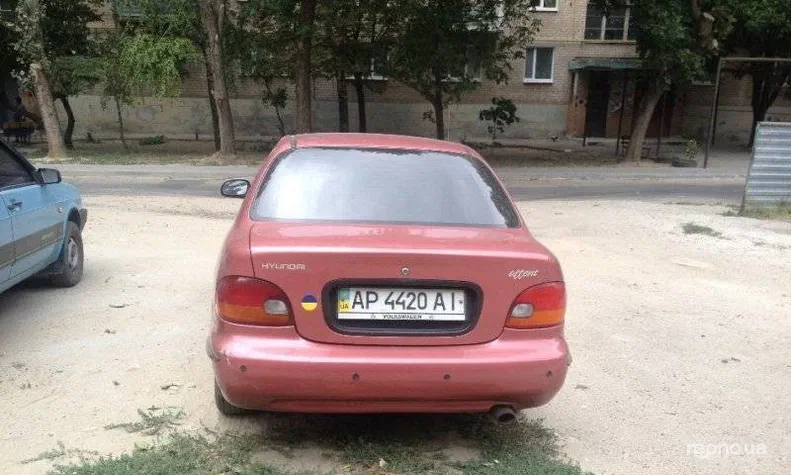 Hyundai Accent 1995 - 3