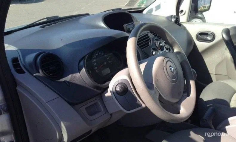 Renault Kangoo 2009 - 8