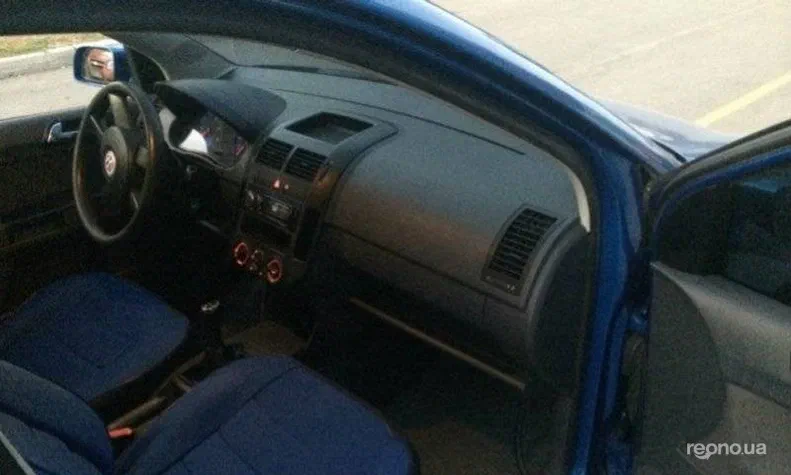 Volkswagen Polo 2003 - 11