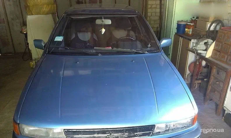 Mitsubishi Lancer 1992 - 3