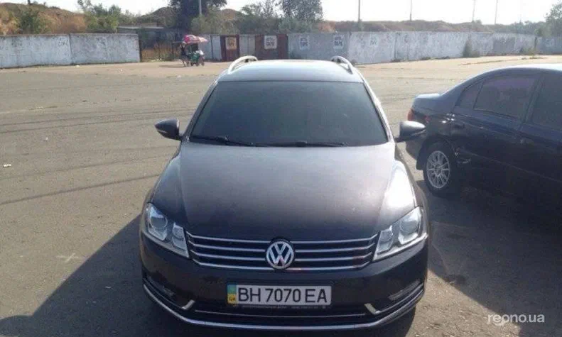 Volkswagen Passat 2011 - 7