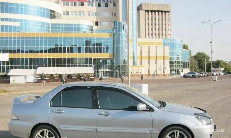 Mitsubishi Lancer 2005 - 0