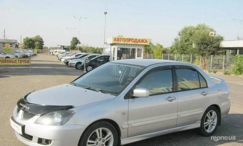 Mitsubishi Lancer 2005 - 3