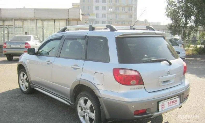 Mitsubishi Outlander 2006 - 13