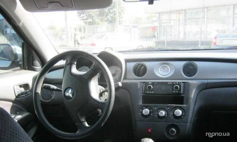 Mitsubishi Outlander 2006 - 3