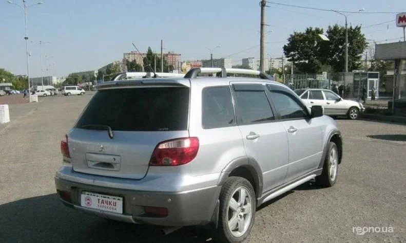 Mitsubishi Outlander 2006 - 1