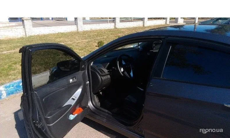 Hyundai Accent 2012 - 0