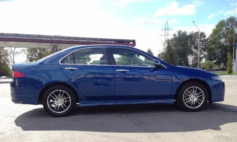 Honda Accord 2003 - 10