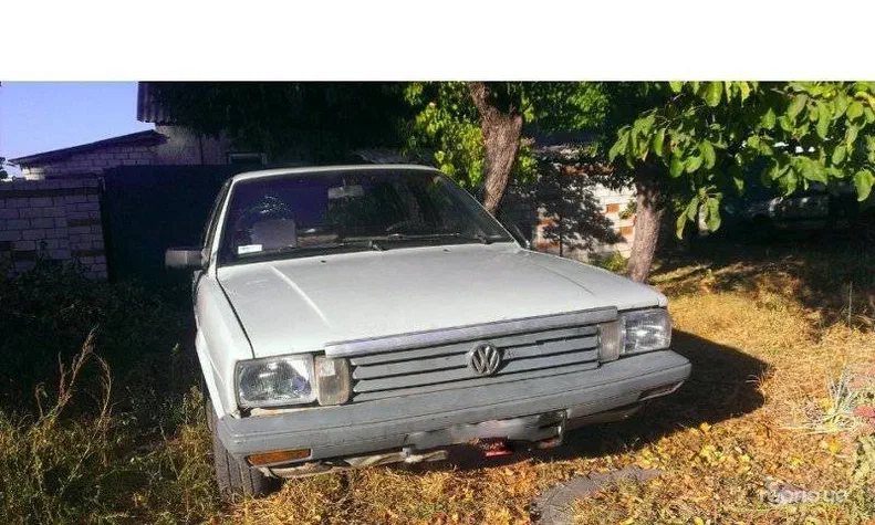 Volkswagen Passat 1984 - 0