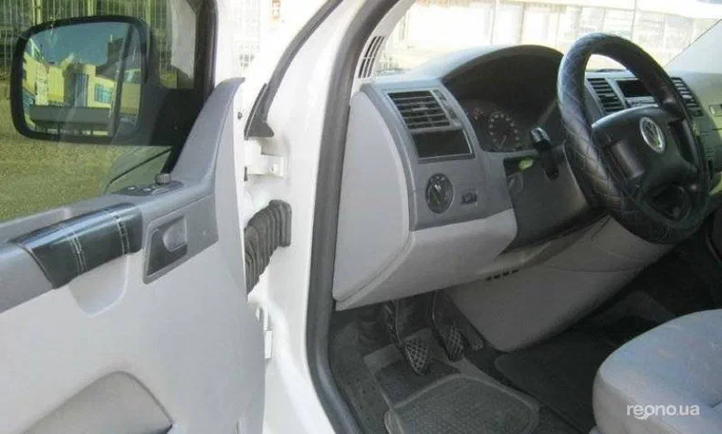 Volkswagen Transporter 2006 - 8